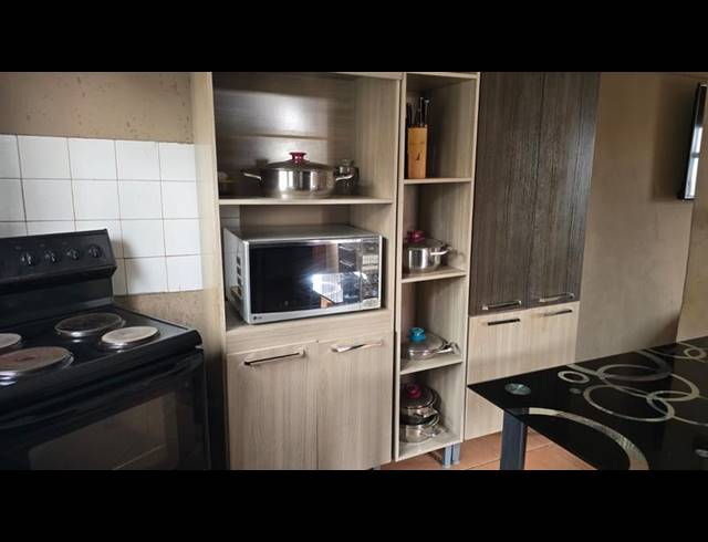 2 BEDROOM HOUSE FOR SALE IN WESTCLIFF